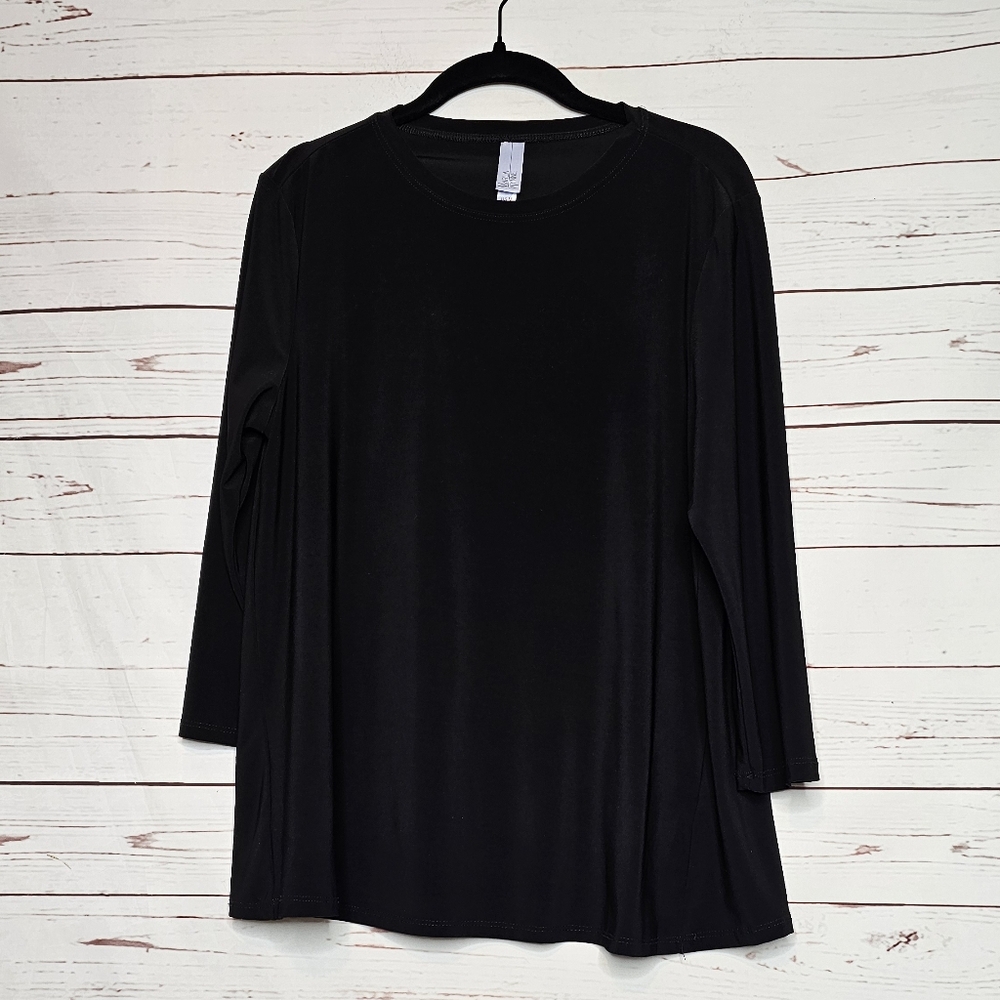 MarlaWynne Black Long Sleeve Top